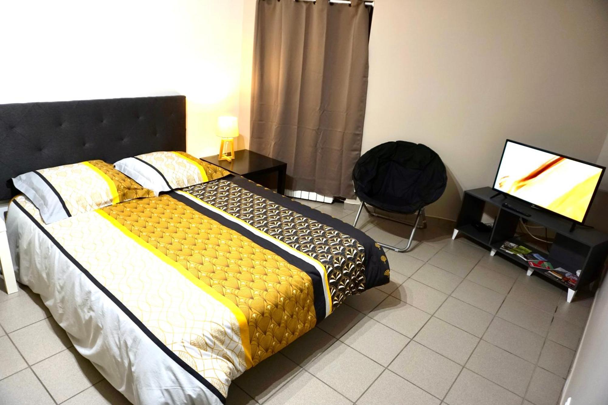 Charmant Studio Centre Ville Le Puy-en-Velay Εξωτερικό φωτογραφία
